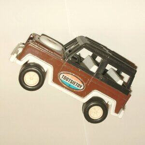 Vintage 70s Tootsietoy Brown Black Land Rover & Trailer Hitch Metal Plastic 5"